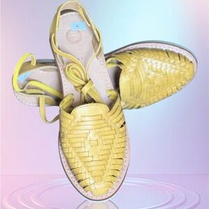 Huaraches Yellow Woven Women's Lace up Sandals
